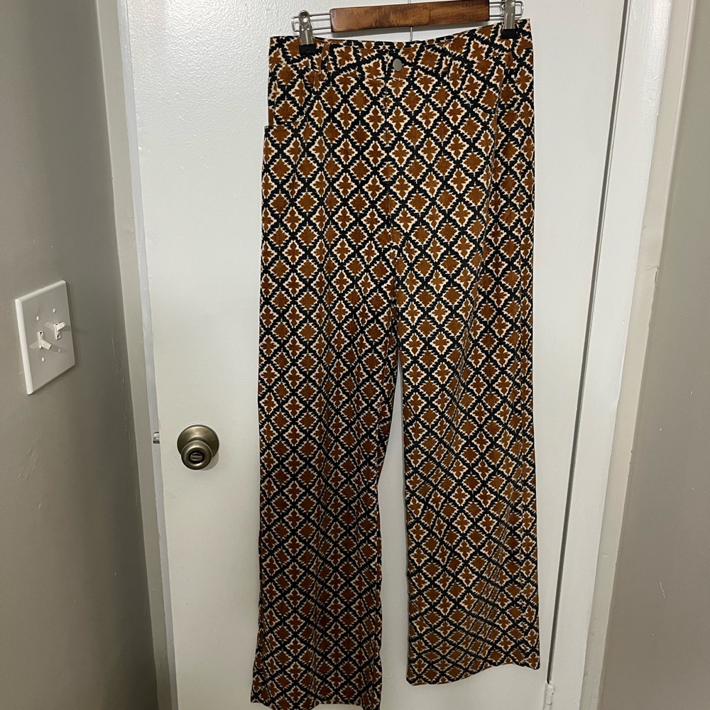 Stylish Wide Leg Geometric Pants